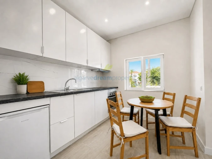 Apartamento T1 para Venda em Albufeira e Olhos de Água Foto 2