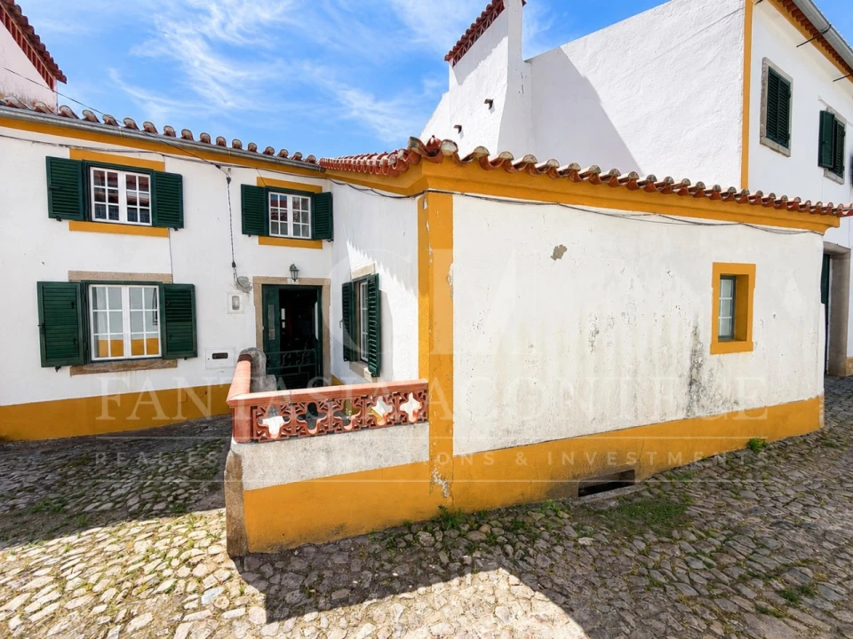 Moradia T5 para Venda em Alpalhão Foto 1