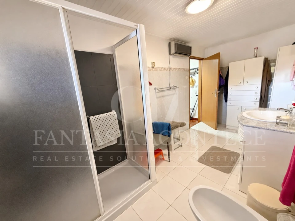 Moradia T5 para Venda em Alpalhão Foto 14