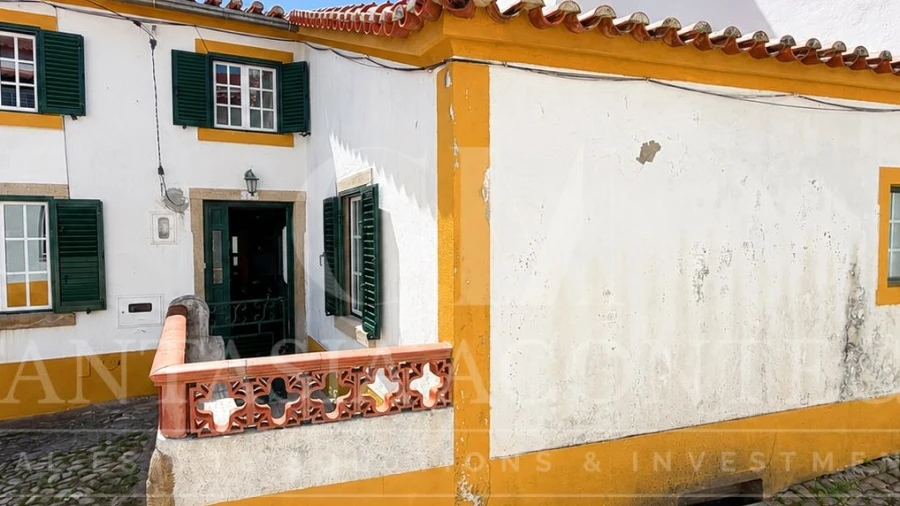 Moradia T5 para Venda em Alpalhão