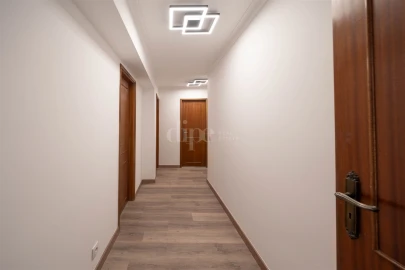 Apartamento T3 para Arrendamento em Urgezes