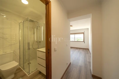 Apartamento T3 para Arrendamento em Urgezes