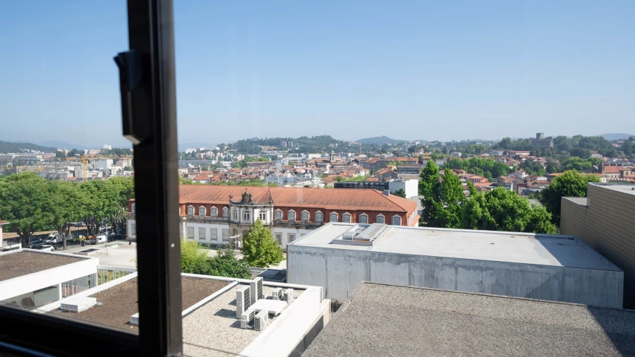 Apartamento T3 para Arrendamento em Urgezes
