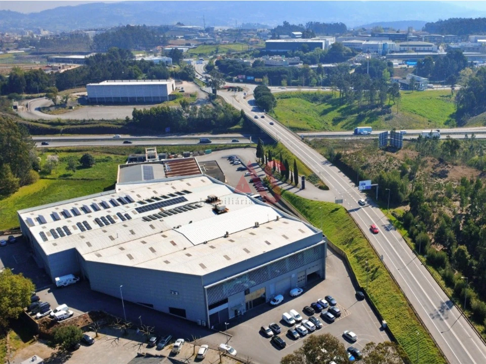 Armazém para Venda em Bougado (São Martinho e Santiago) Foto 2