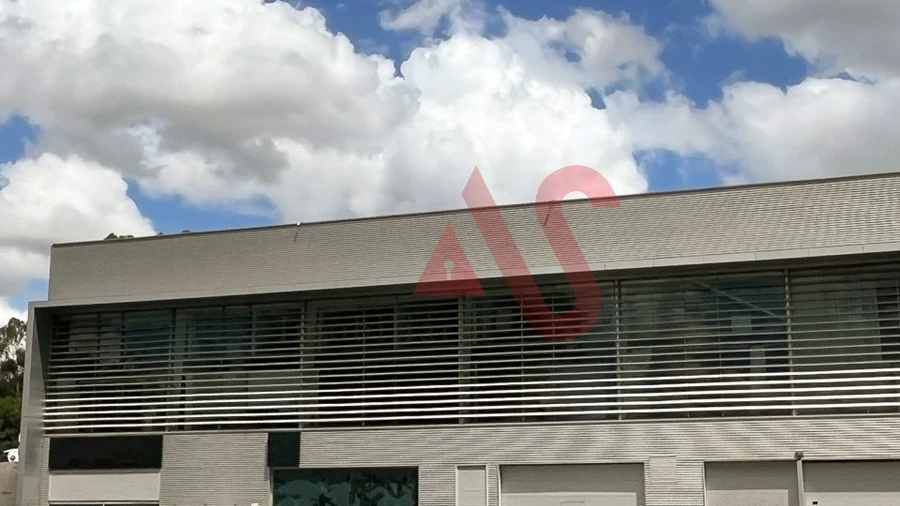 Armazém para Venda em Bougado (São Martinho e Santiago)