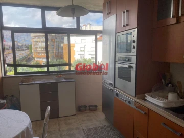 Apartamento T3 para Venda em Abraveses
