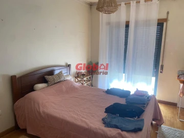 Apartamento T3 para Venda em Abraveses