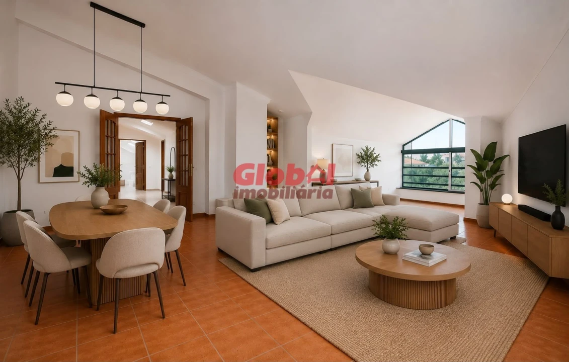 Apartamento T4 para Venda em Viseu Foto 1