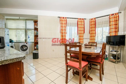Apartamento T4 para Venda em Viseu