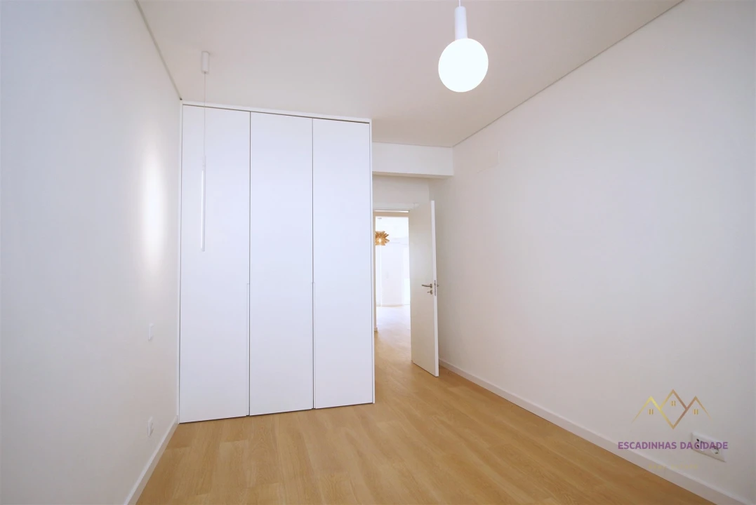 Apartamento T2 para Venda em São Vicente Foto 8