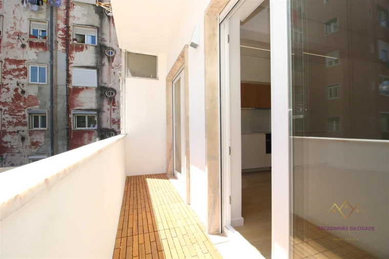 Apartamento T2 para Venda em São Vicente Foto 5