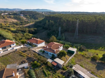 Moradia T3 para Venda em Batalha