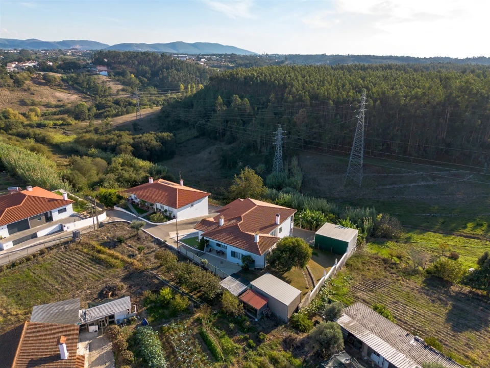 Moradia T3 para Venda em Batalha Foto 57