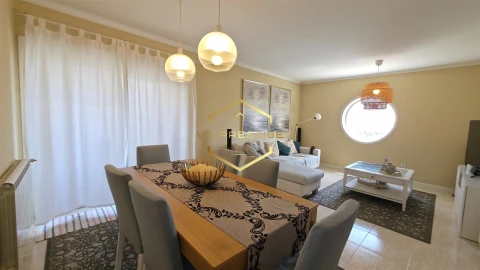 Apartamento T2 para Venda em Póvoa de Varzim, Beiriz e Argivai
