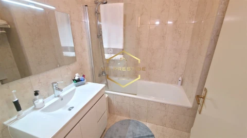 Apartamento T2 para Venda em Póvoa de Varzim, Beiriz e Argivai