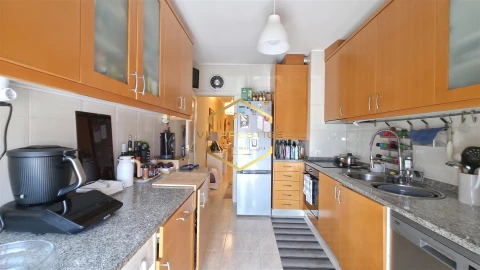Apartamento T2 para Venda em Póvoa de Varzim, Beiriz e Argivai