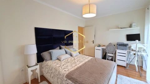 Apartamento T2 para Venda em Póvoa de Varzim, Beiriz e Argivai