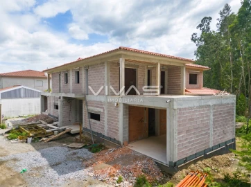 Moradia T3 para Venda em Vila de Prado