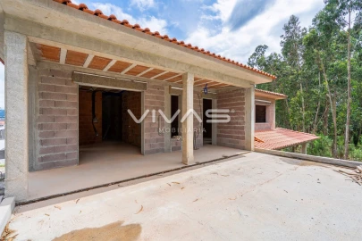 Moradia T3 para Venda em Vila de Prado