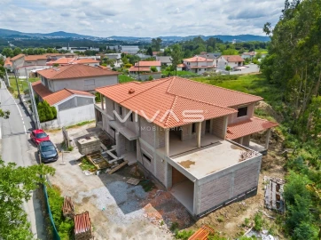 Moradia T3 para Venda em Vila de Prado