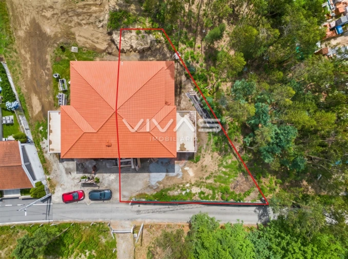 Moradia T3 para Venda em Vila de Prado Foto 45