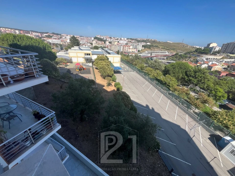 Apartamento T1 para Arrendamento em Cacém e São Marcos Foto 19