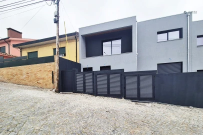 Moradia T3 para Venda em Perafita, Lavra e Santa Cruz do Bispo