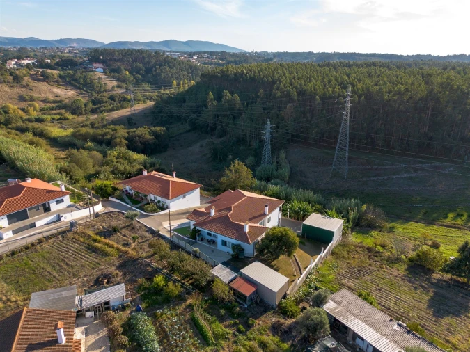 Moradia T3 para Venda em Batalha Foto 57