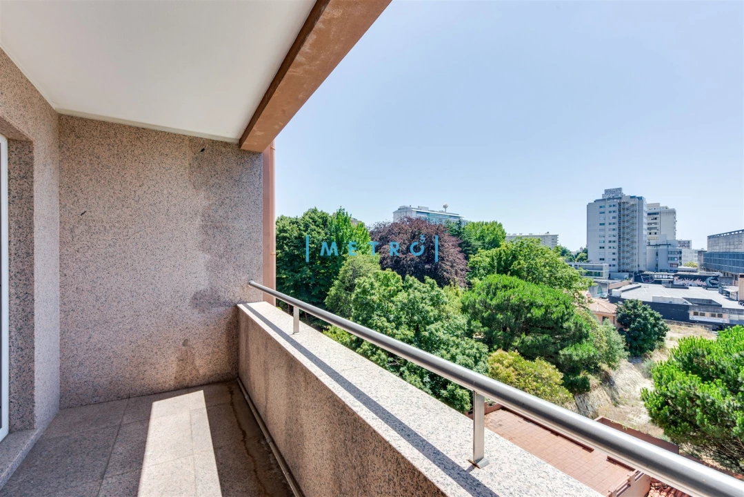 Apartamento T3 para Venda em Ramalde Foto 7