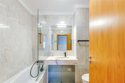 Apartamento T3 para Venda em Ramalde