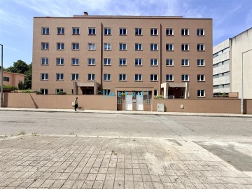 Apartamento T3 para Venda em Ramalde