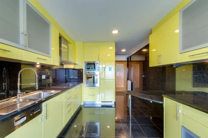 Apartamento T3 para Venda em Ramalde