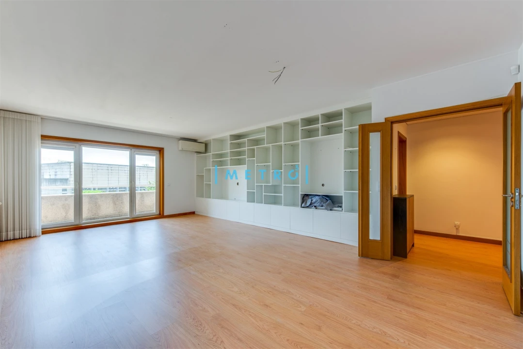 Apartamento T3 para Venda em Ramalde Foto 1