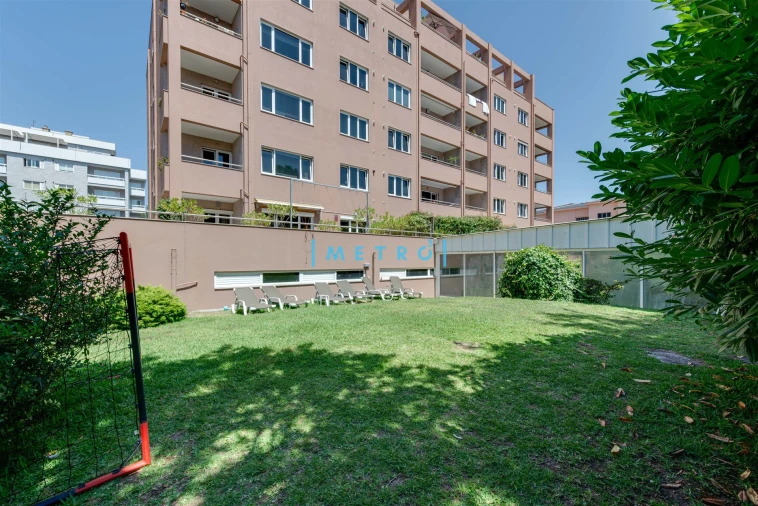 Apartamento T3 para Venda em Ramalde Foto 30
