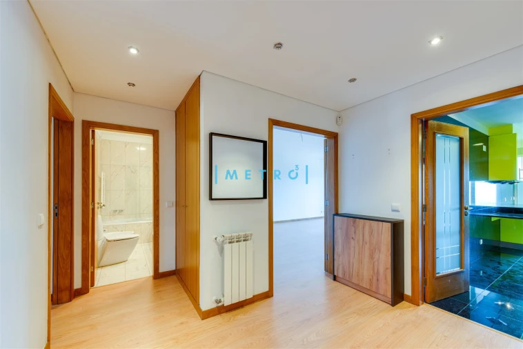 Apartamento T3 para Venda em Ramalde Foto 16