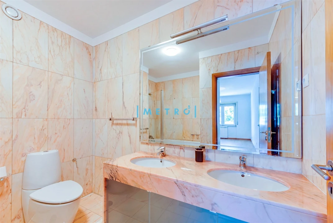 Apartamento T3 para Venda em Ramalde Foto 20