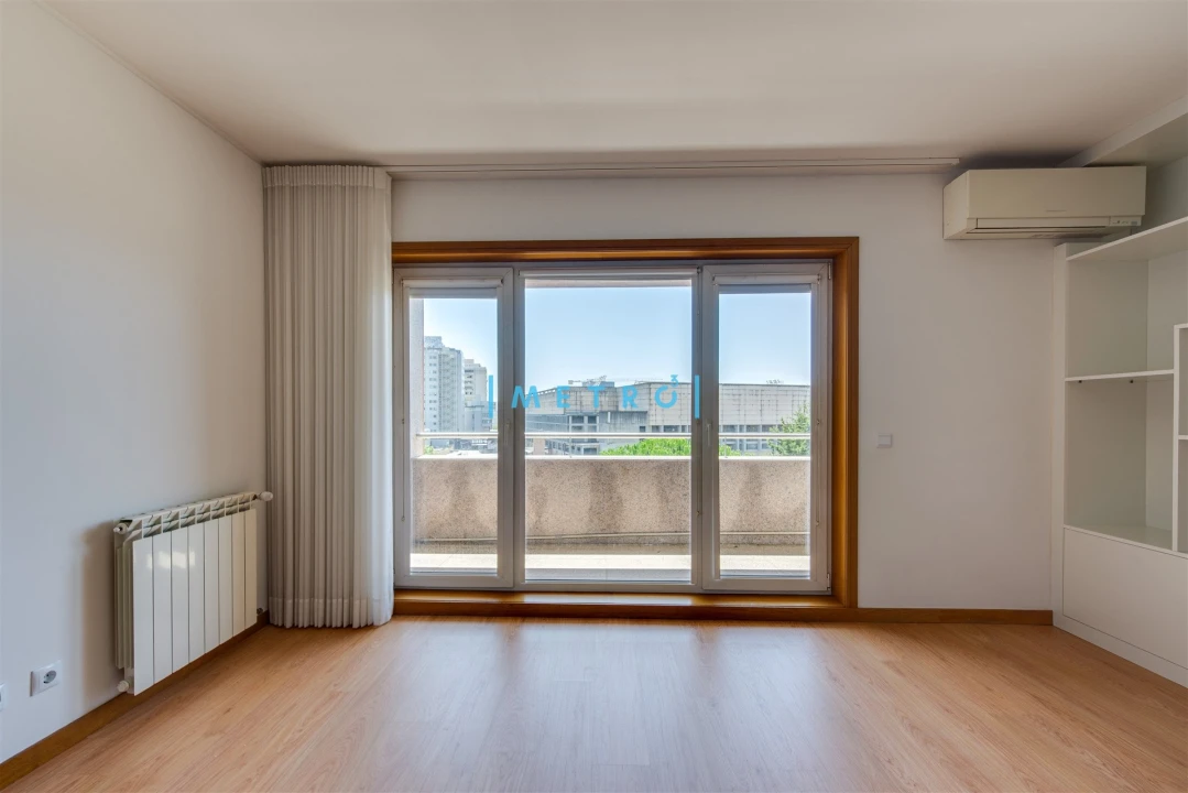 Apartamento T3 para Venda em Ramalde Foto 5