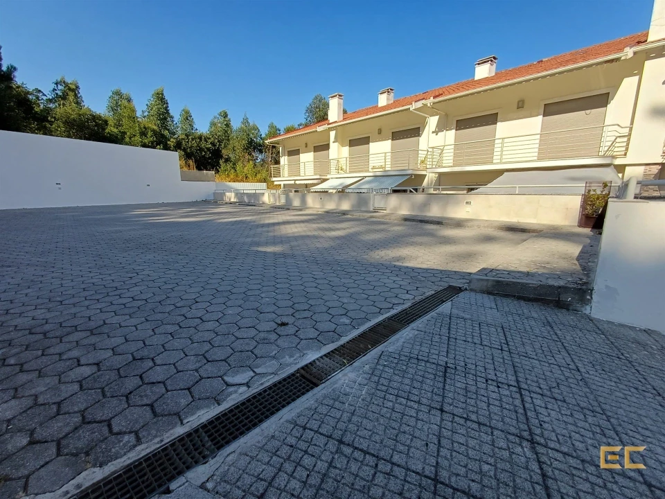 Moradia T3 para Venda em Alhadas Foto 54
