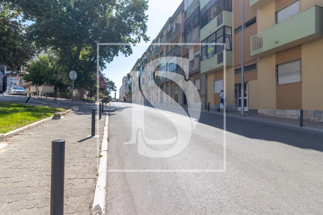 Apartamento T1 para Venda em Alto do Seixalinho, Santo André e Verderena Foto 33