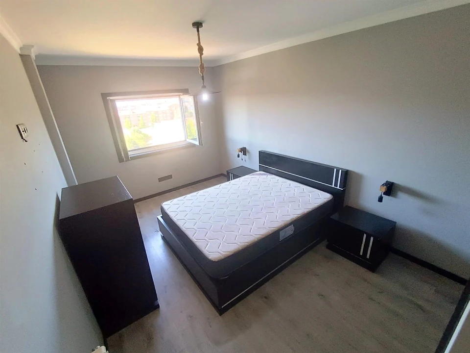 Apartamento T3 para Venda em Sé, Santa Maria e Meixedo Foto 28