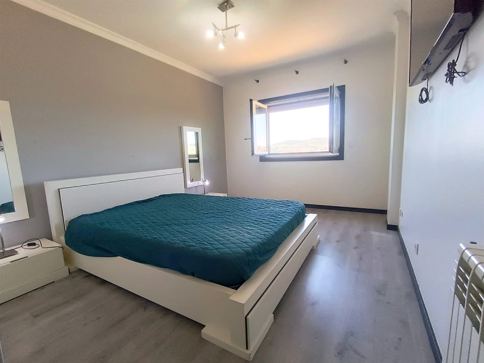 Apartamento T3 para Venda em Sé, Santa Maria e Meixedo Foto 24