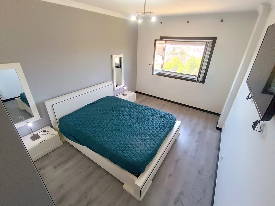 Apartamento T3 para Venda em Sé, Santa Maria e Meixedo Foto 23