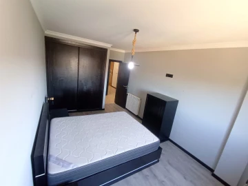 Apartamento T3 para Venda em Sé, Santa Maria e Meixedo