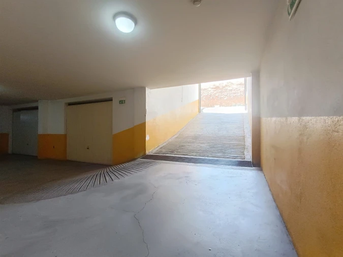 Apartamento T3 para Venda em Sé, Santa Maria e Meixedo Foto 46