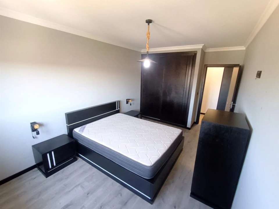 Apartamento T3 para Venda em Sé, Santa Maria e Meixedo Foto 30