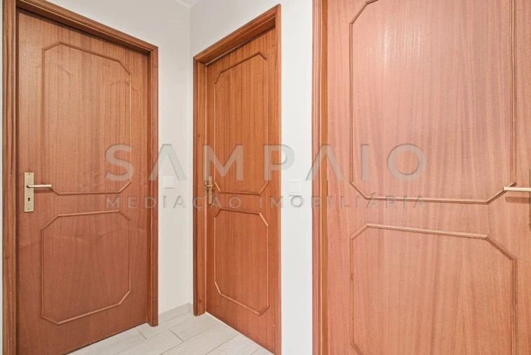 Apartamento T2 para Venda em Rio Tinto Foto 8
