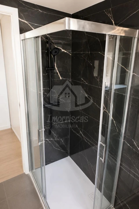 Apartamento T2 para Venda em Falagueira-Venda Nova