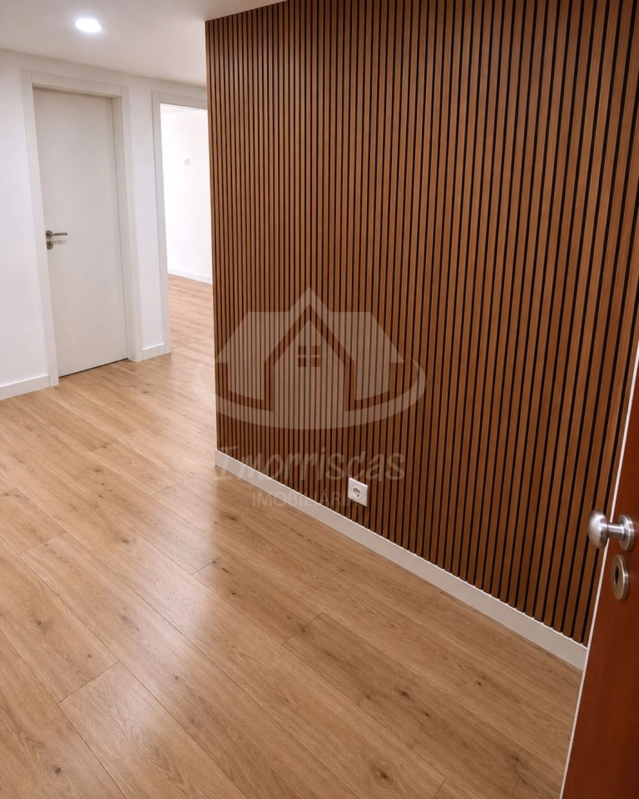 Apartamento T1 para Venda em Águas Livres Foto 3