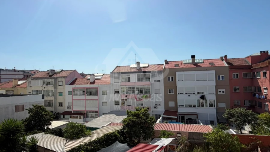 Apartamento T2 para Venda em Odivelas Foto 14
