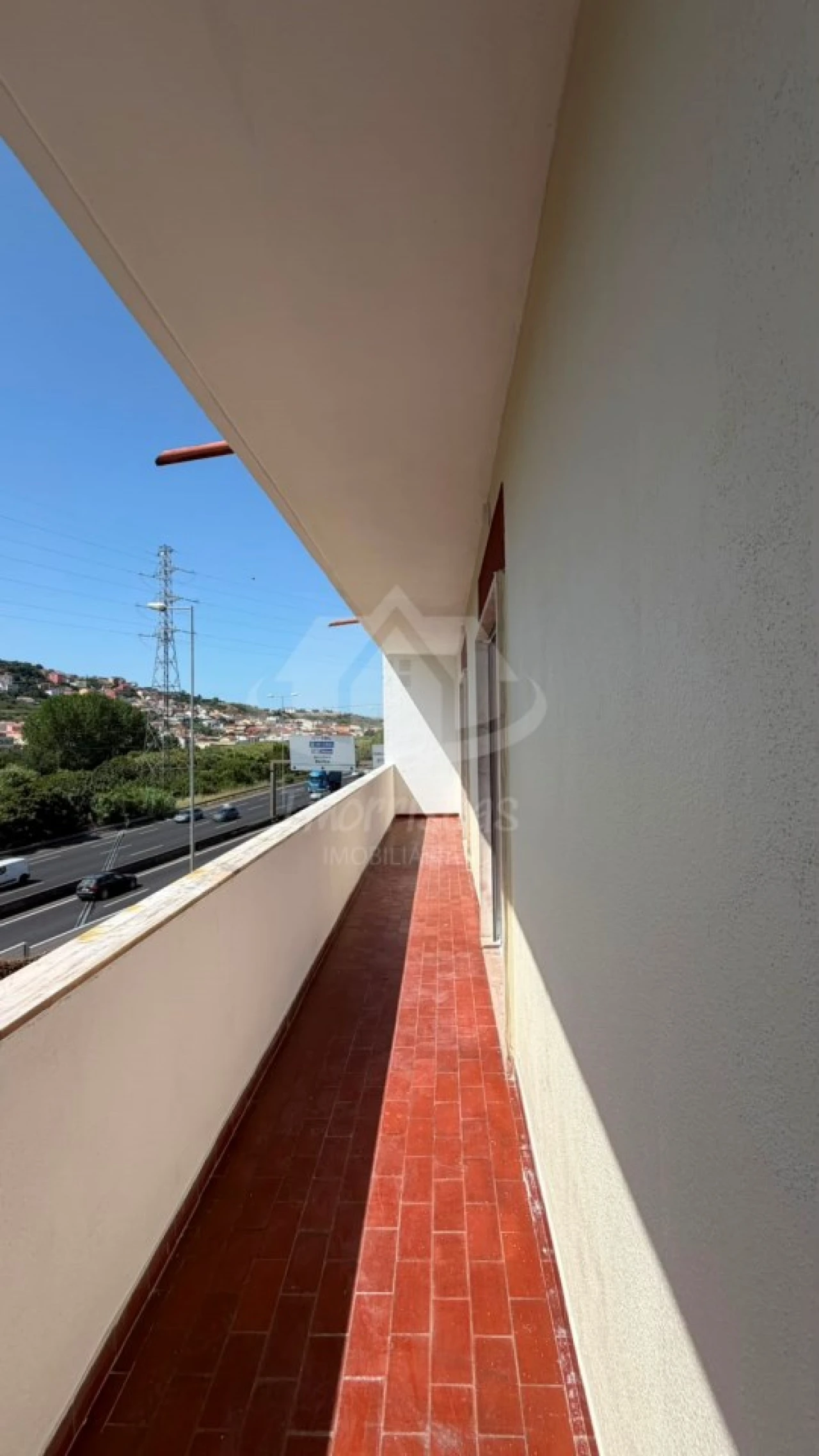 Apartamento T1 para Venda em Odivelas Foto 2